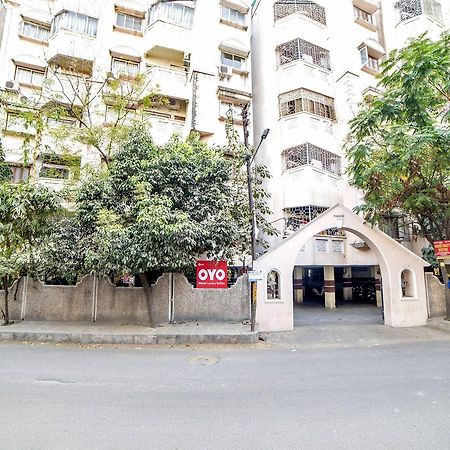 Oyo 674 Apartment Hotel Manar Luxury Suites Hyderabad Exterior foto