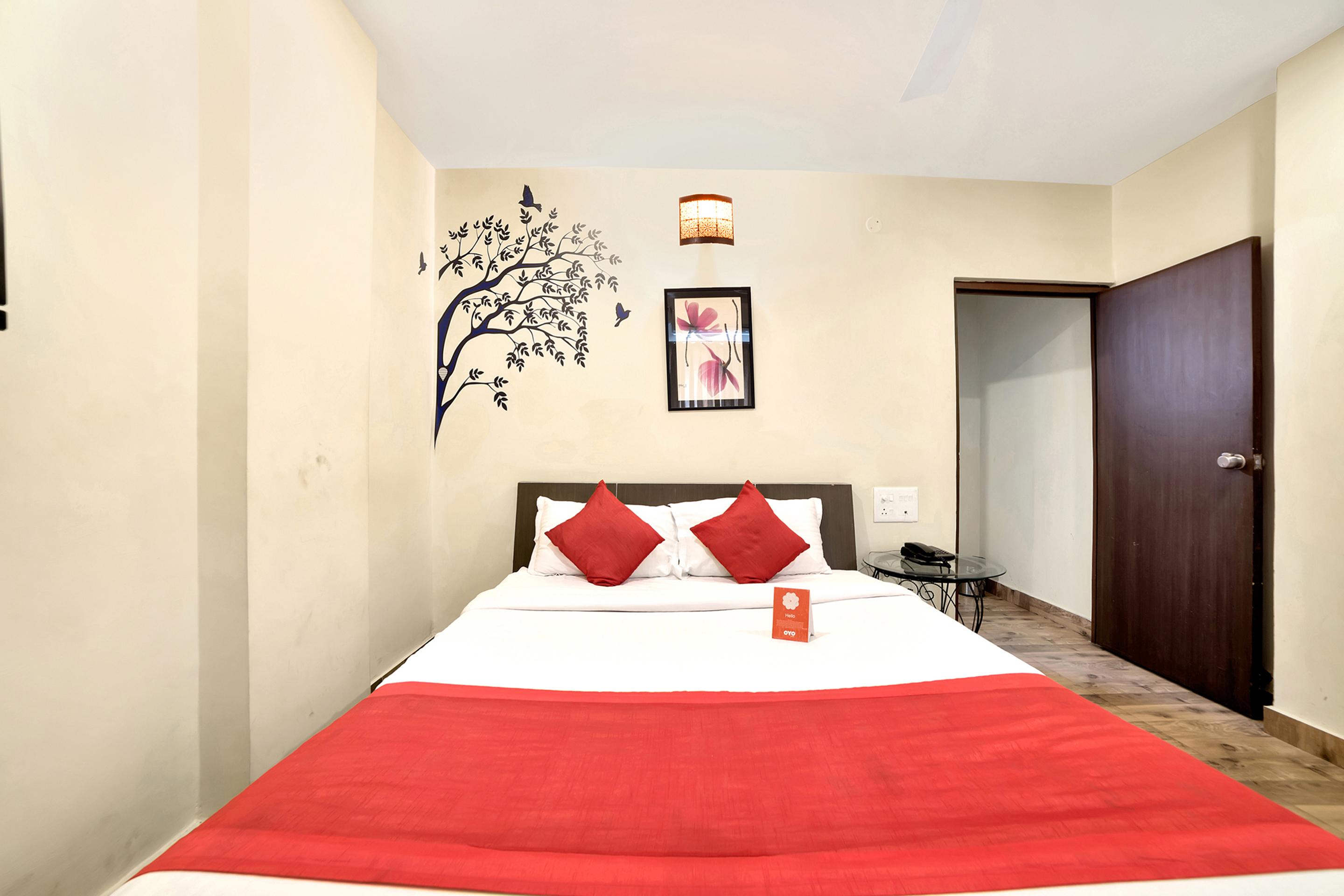 Oyo 674 Apartment Hotel Manar Luxury Suites Hyderabad Exterior foto