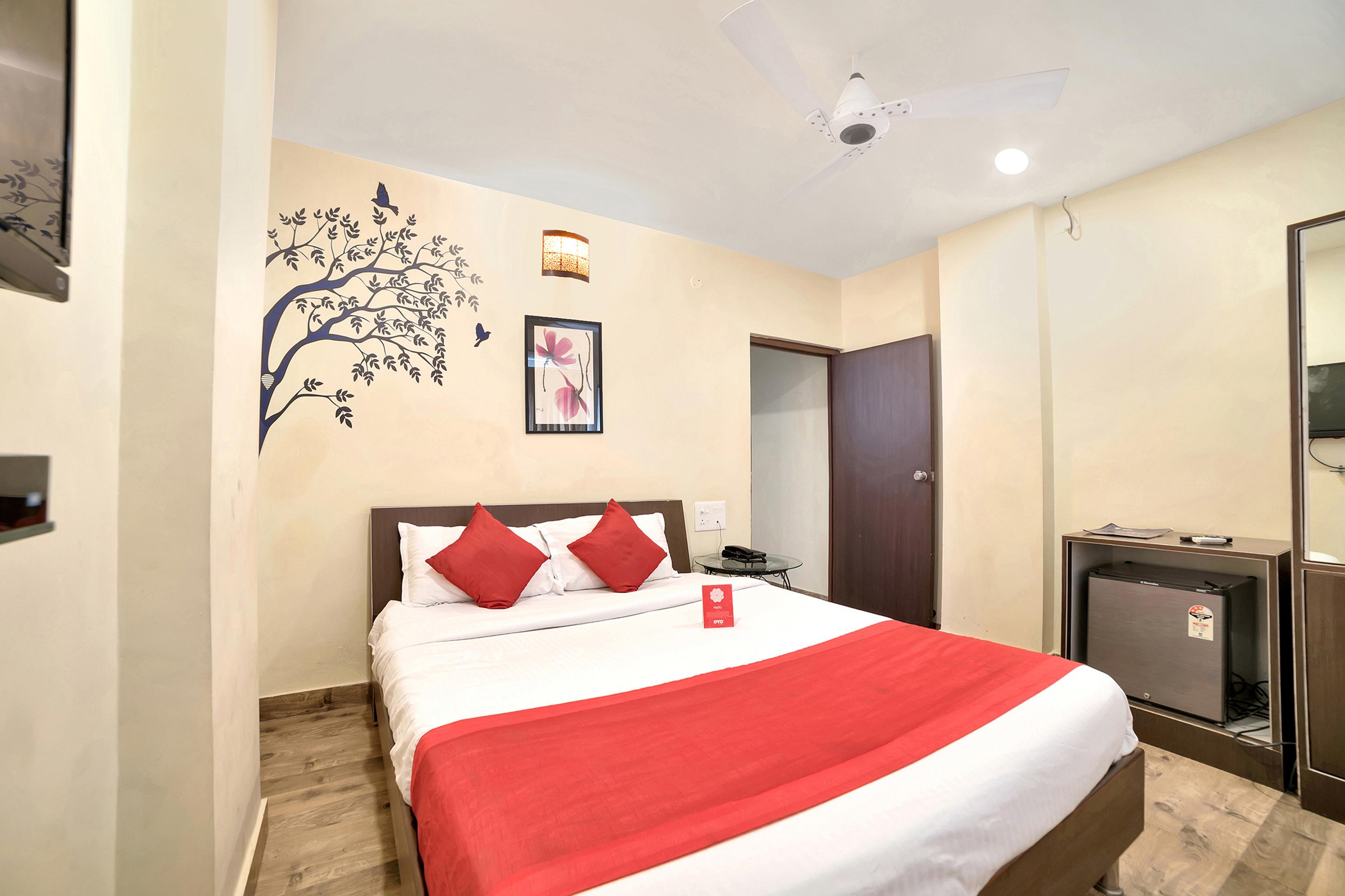Oyo 674 Apartment Hotel Manar Luxury Suites Hyderabad Exterior foto